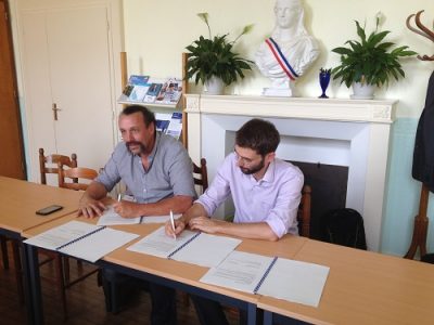 Signature projets eoliens à Clussais-la-Pommeraie © CEN-PC